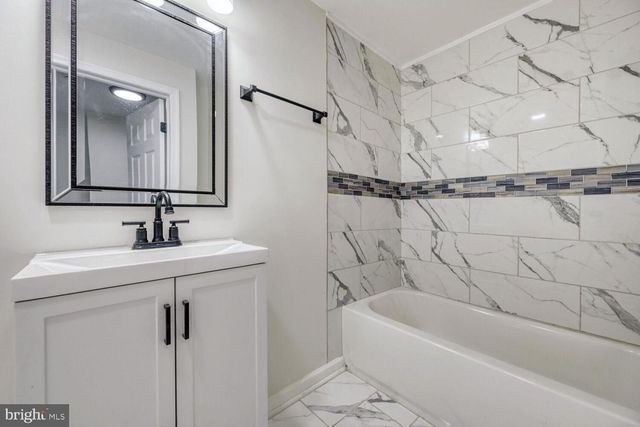 402 S EATON ST, Baltimore, MD 21224