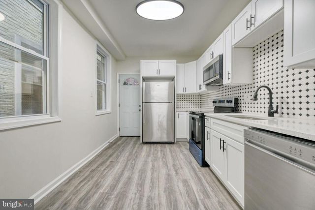 402 S EATON ST, Baltimore, MD 21224