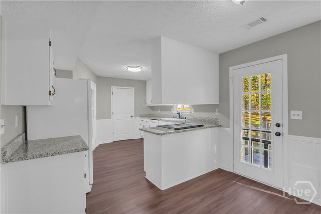 3112 Sycamore Way, Loganville, GA 30052