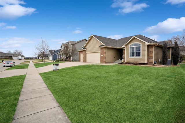 208 NW 14th Street, Grimes, IA 50111