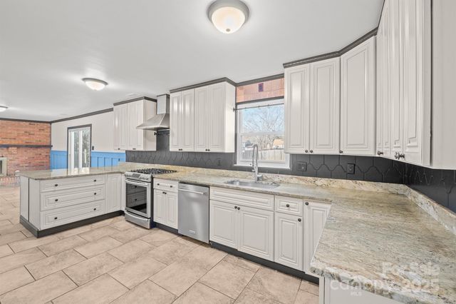 11338 Smoke Tree Lane, Charlotte, NC 28226