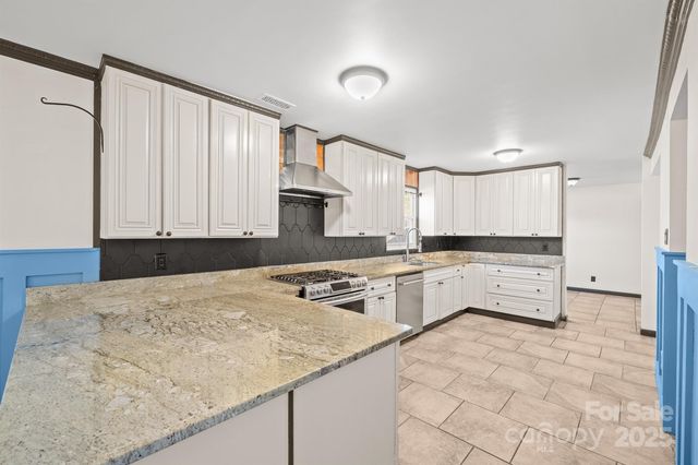 11338 Smoke Tree Lane, Charlotte, NC 28226