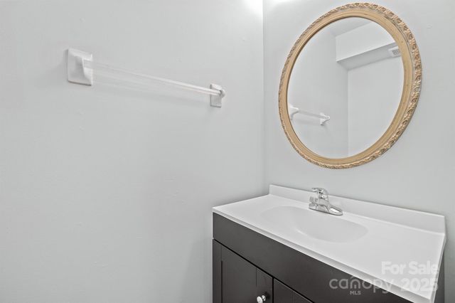 11338 Smoke Tree Lane, Charlotte, NC 28226