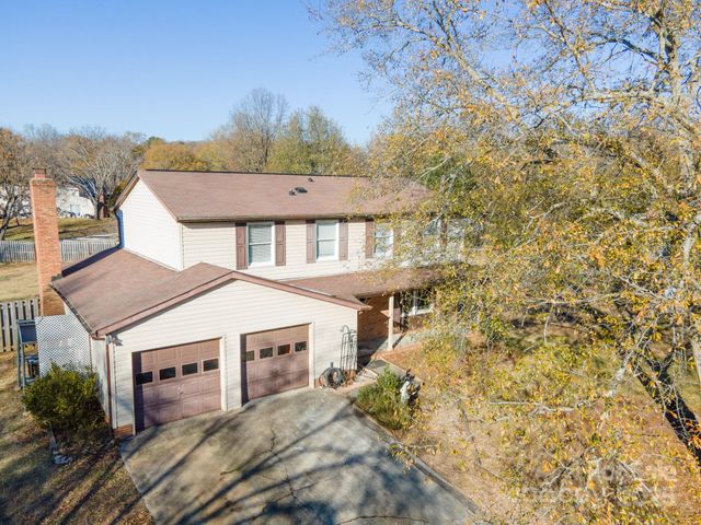 11338 Smoke Tree Lane, Charlotte, NC 28226