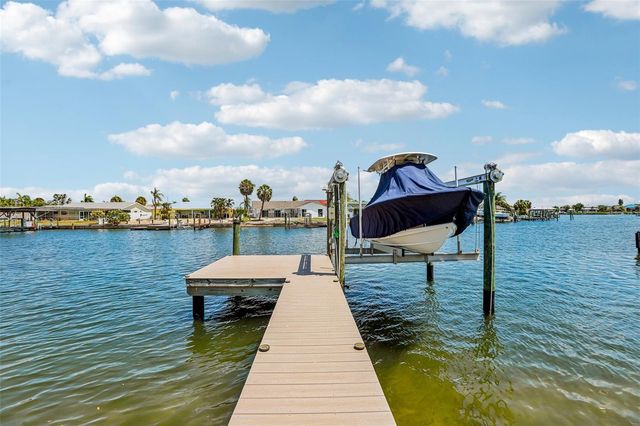 801 FLAMINGO DRIVE, Apollo Beach, FL 33572