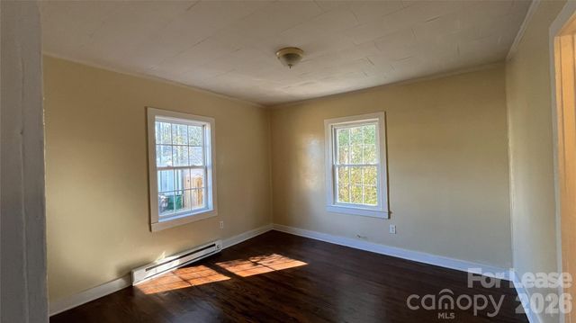 2621 Dr Carver Road, Charlotte, NC 28208