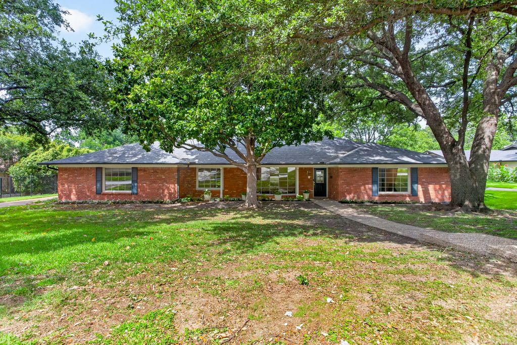 4171 Sarita Drive, Fort Worth, TX 76109