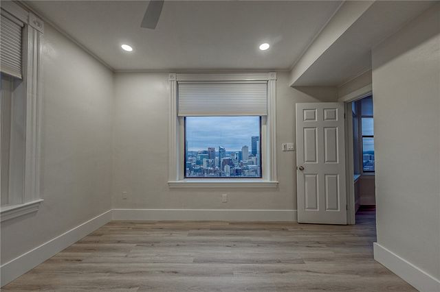 121 Grandview Ave 8, Mt Washington, PA 15211