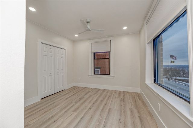 121 Grandview Ave 8, Mt Washington, PA 15211