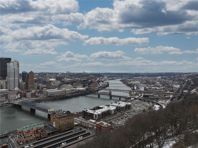 121 Grandview Ave 8, Mt Washington, PA 15211