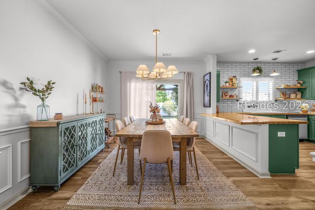 37 5th Ave, Bluffton, SC 29910