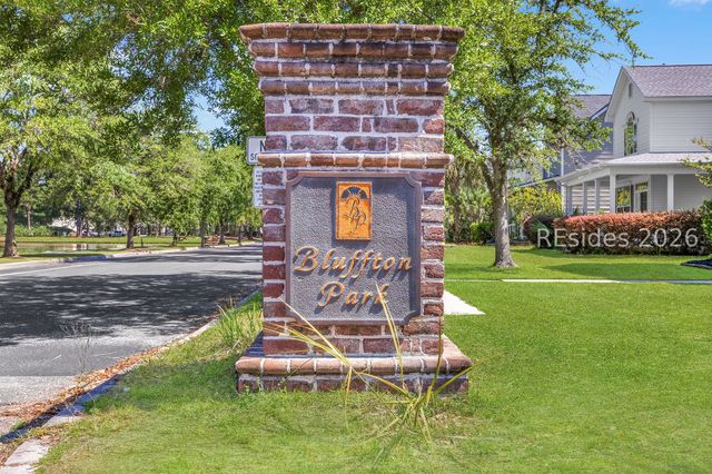 37 5th Ave, Bluffton, SC 29910