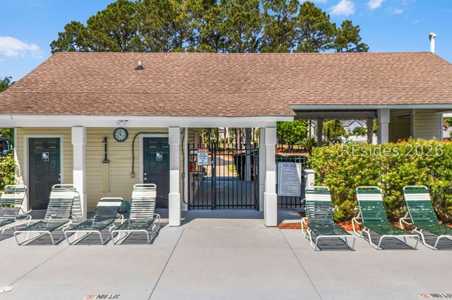 37 5th Ave, Bluffton, SC 29910
