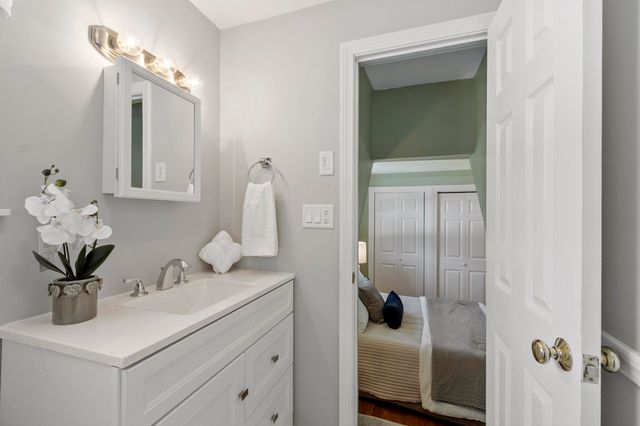 142 Bridle Road, Billerica, MA 01821