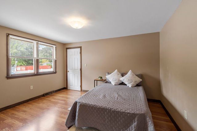 142 Bridle Road, Billerica, MA 01821