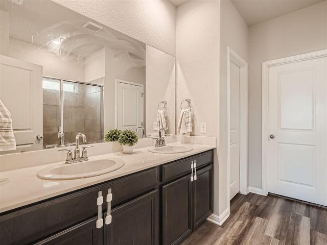 1416 Deering RUN, Leander, TX 78641