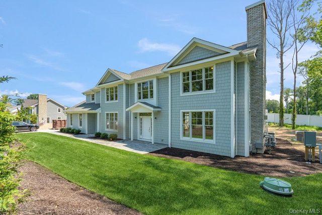 48 Plainview Road, Woodbury, NY 11797