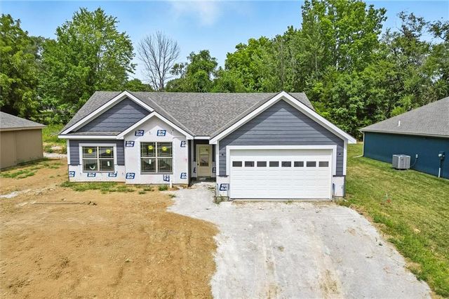 1318 Kristie Circle, Excelsior Springs, MO 64024