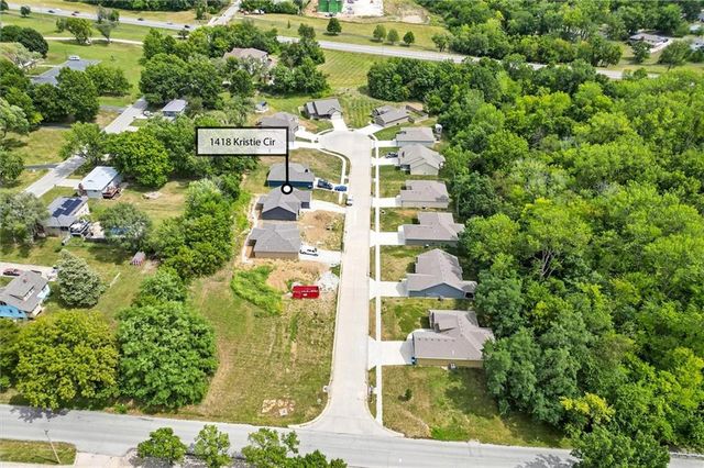 1318 Kristie Circle, Excelsior Springs, MO 64024