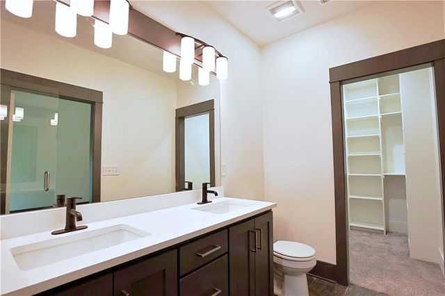 1318 Kristie Circle, Excelsior Springs, MO 64024