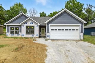 1318 Kristie Circle, Excelsior Springs, MO 64024