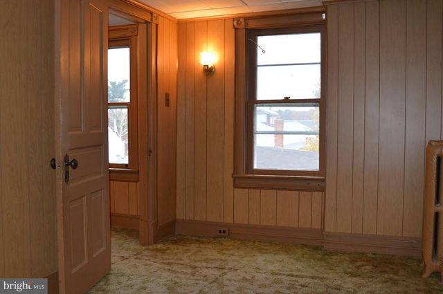 1344 W NORWEGIAN ST, Pottsville, PA 17901