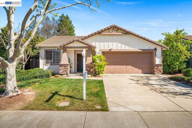 1727 Sutter St, Livermore, CA 94551