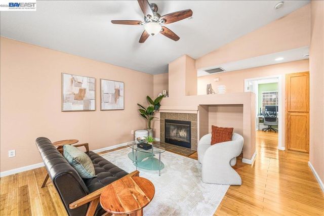 1727 Sutter St, Livermore, CA 94551