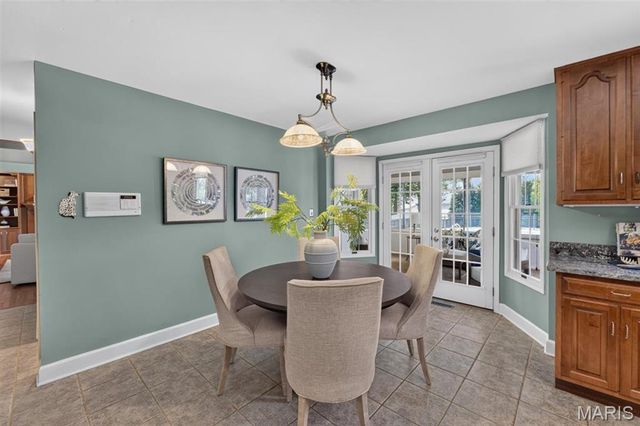 14761 Chesterfield Trails Drive, Chesterfield, MO 63017