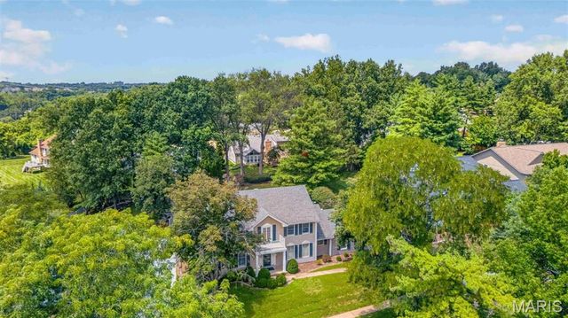 14761 Chesterfield Trails Drive, Chesterfield, MO 63017