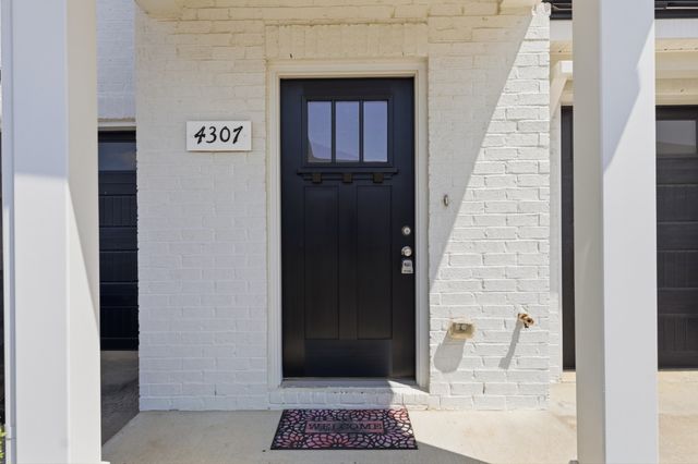 4307 Doral Dr, Murfreesboro, TN 37127