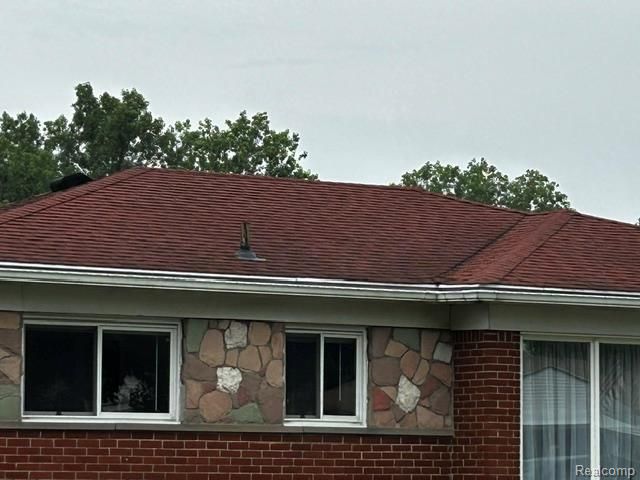 24857 Champaign, Taylor, MI 48180