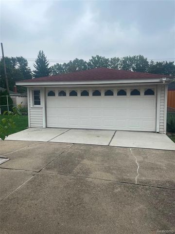 24857 Champaign, Taylor, MI 48180