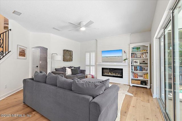 668 LAKE STONE Circle, Ponte Vedra Beach, FL 32082