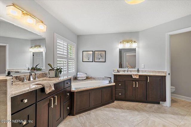 668 LAKE STONE Circle, Ponte Vedra Beach, FL 32082