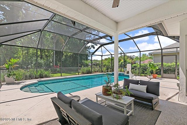 668 LAKE STONE Circle, Ponte Vedra Beach, FL 32082