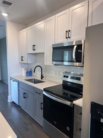 1507 Porter Rd Unit 203, Nashville, TN 37206