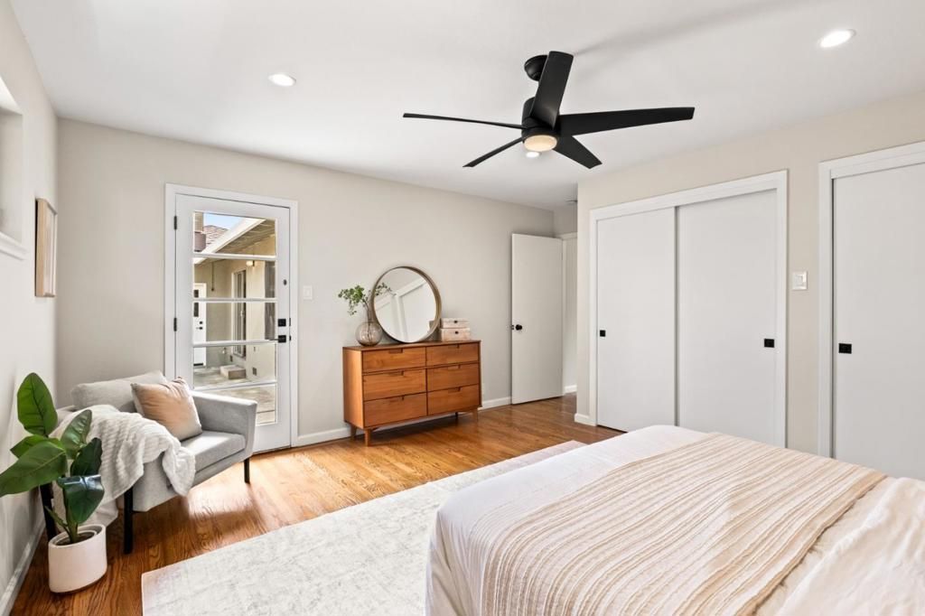 Image 17 of property listing at 689 Bayport Avenue, San Carlos, CA 94070