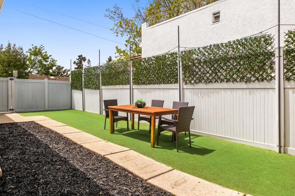 Image 31 of property listing at 689 Bayport Avenue, San Carlos, CA 94070