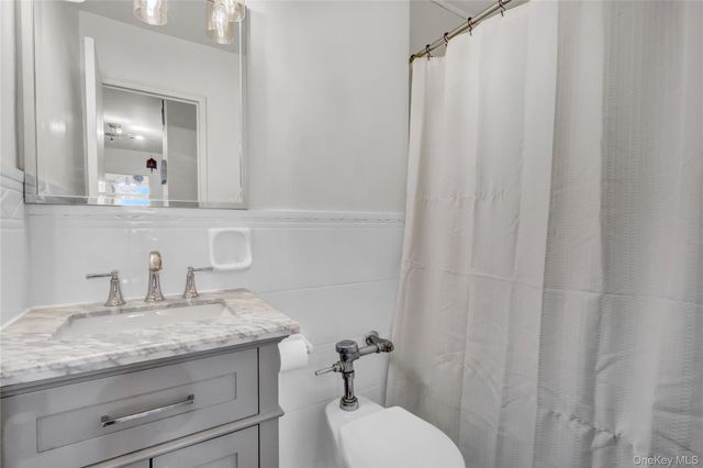 175-20 Wexford Terrace 2M, Jamaica Estates, NY 11432