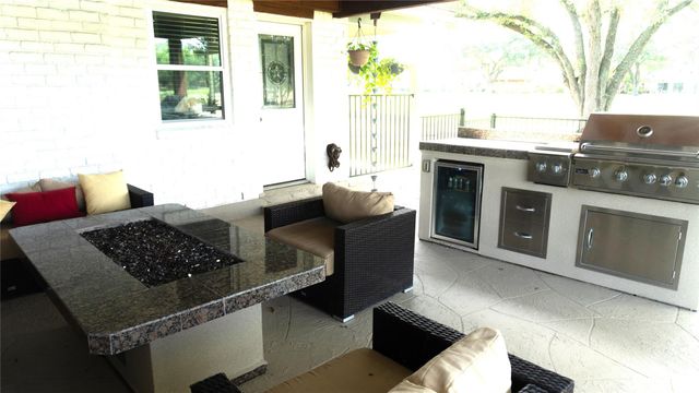 24 Wellington Drive, Sugar Land, TX 77478