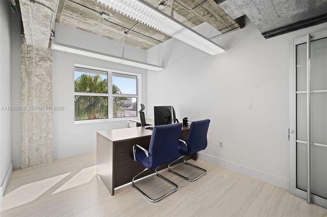 605 Lincoln Road 500, Miami Beach, FL 33139