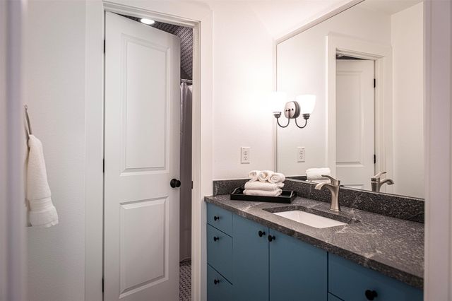 3405 Cedar St, Austin, TX 78705