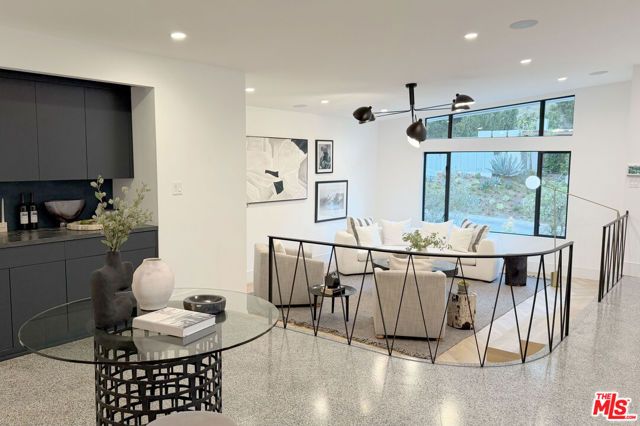 1541 Rising Glen Road, Los Angeles, CA 90069