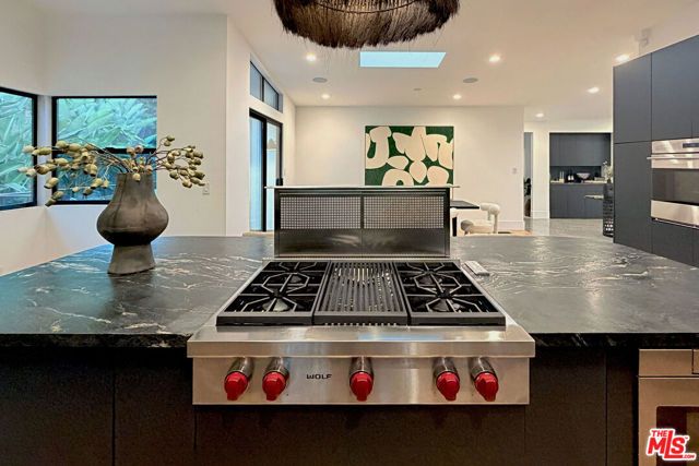 1541 Rising Glen Road, Los Angeles, CA 90069