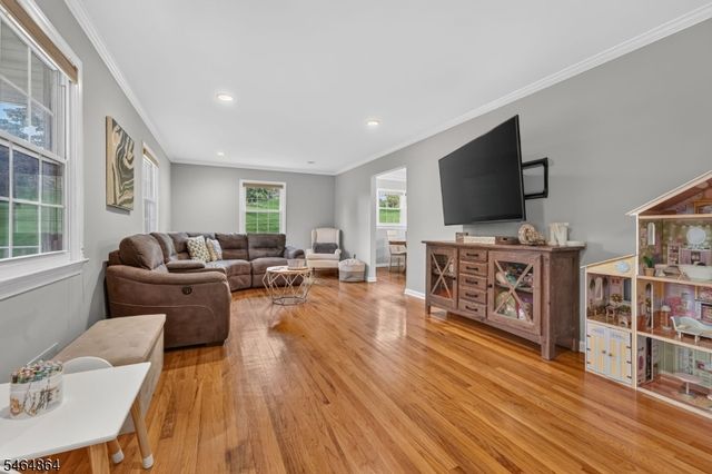 12 Murray Dr, Hillsborough Twp., NJ 08844