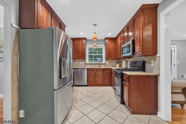 12 Murray Dr, Hillsborough Twp., NJ 08844