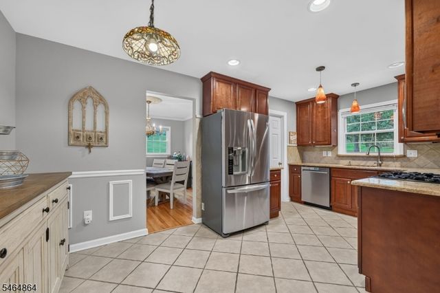 12 Murray Dr, Hillsborough Twp., NJ 08844