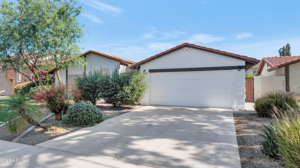 1536 E EDGEWATER Drive, Tempe, AZ 85283 — photo 2