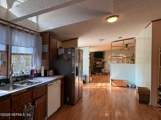 119 CHANDLER Street, Interlachen, FL 32148